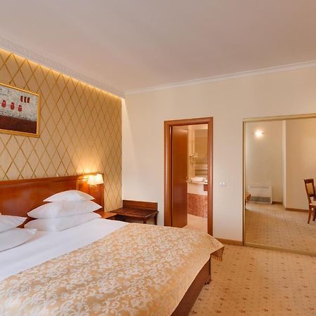 Hotel Opera Plaza Kolozsvár Kültér fotó