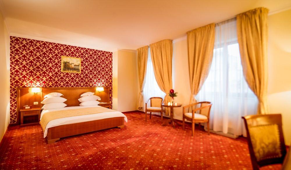 Hotel Opera Plaza Kolozsvár Kültér fotó