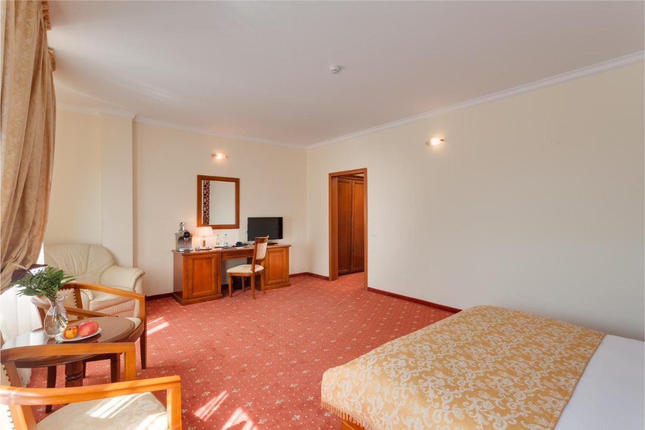 Hotel Opera Plaza Kolozsvár Kültér fotó