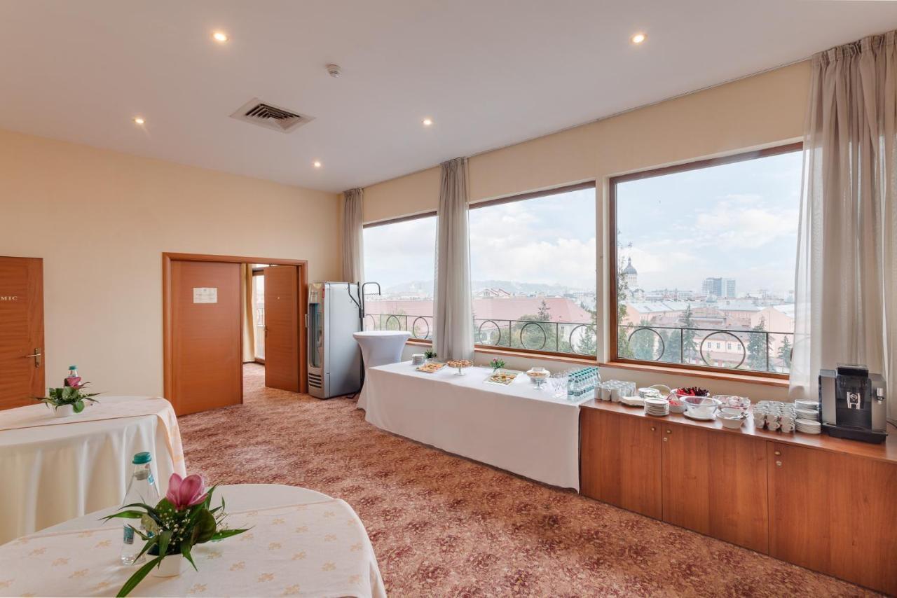Hotel Opera Plaza Kolozsvár Kültér fotó