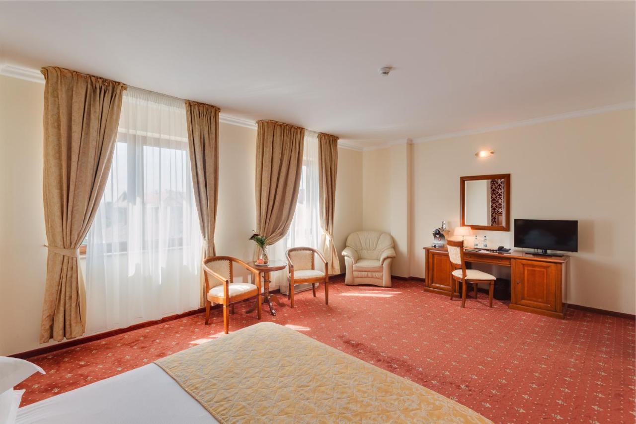 Hotel Opera Plaza Kolozsvár Kültér fotó
