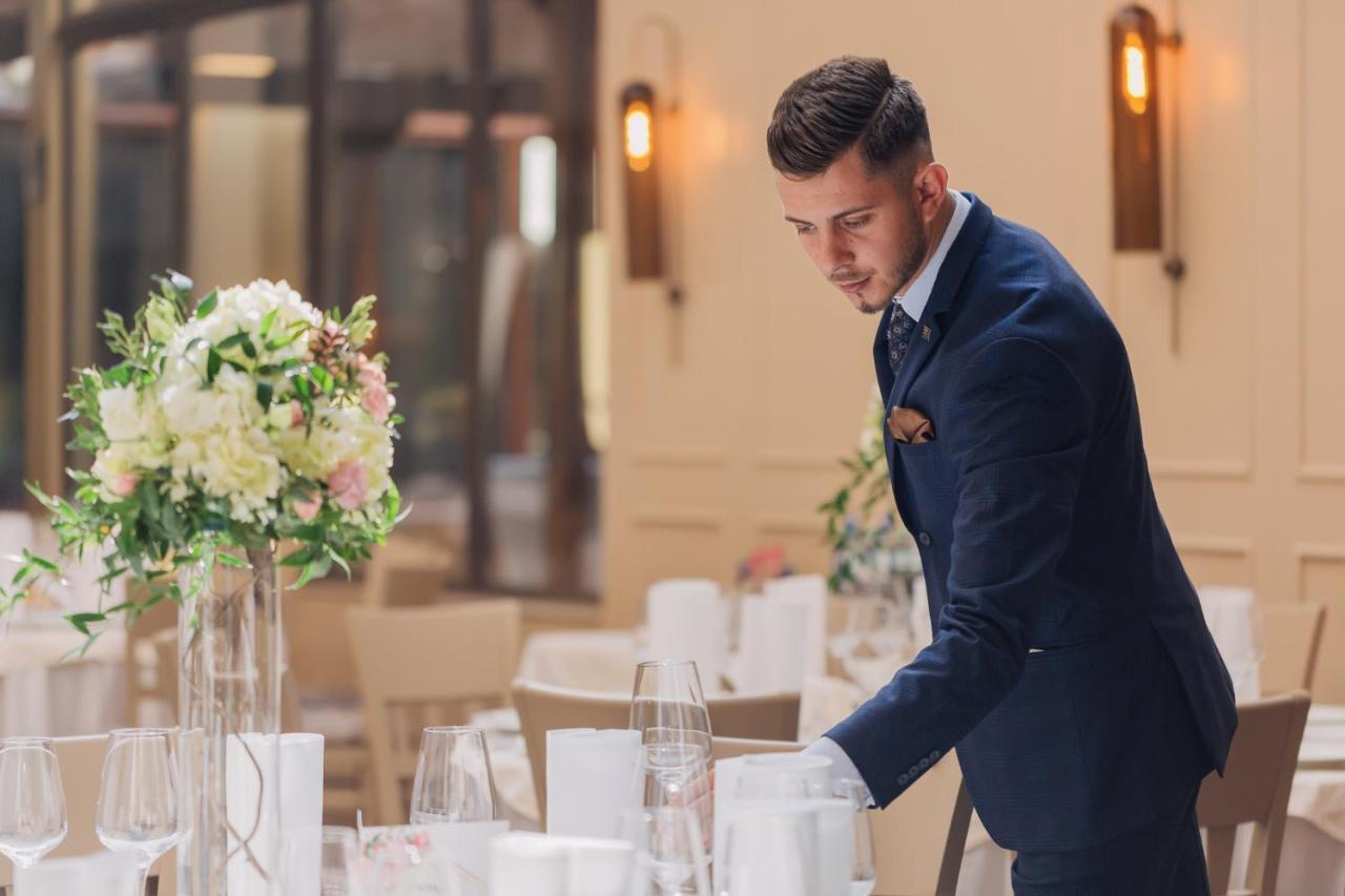 Hotel Opera Plaza Kolozsvár Kültér fotó